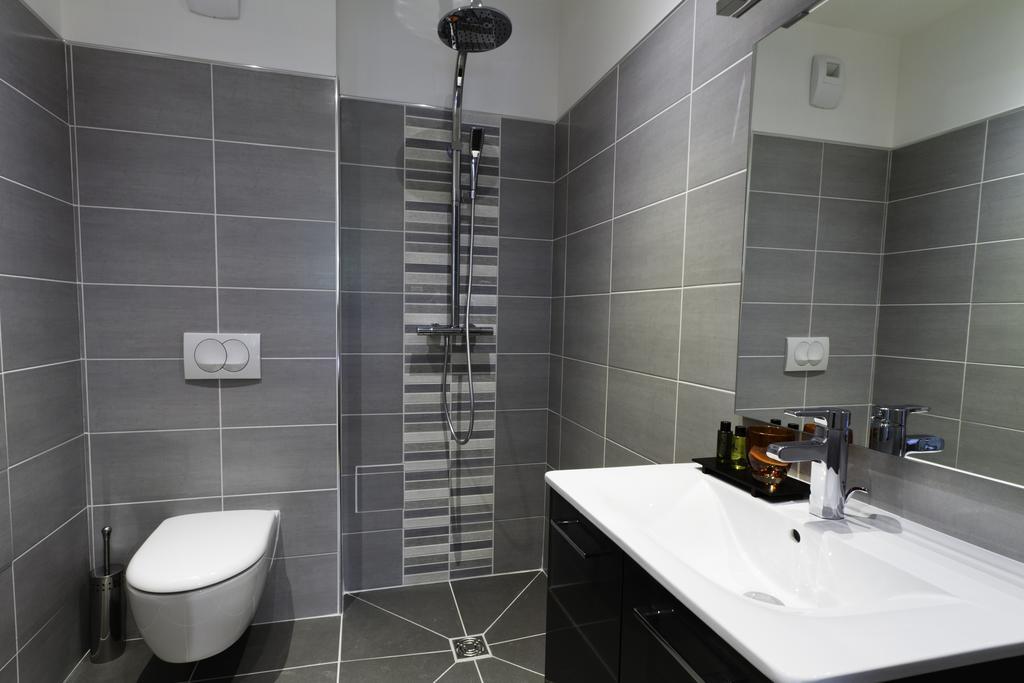 Hotel Les Petits Oreillers Saint-Martin-dʼArdèche Δωμάτιο φωτογραφία