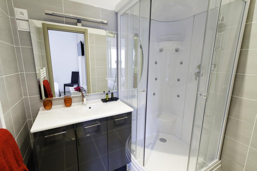 Hotel Les Petits Oreillers Saint-Martin-dʼArdèche Δωμάτιο φωτογραφία