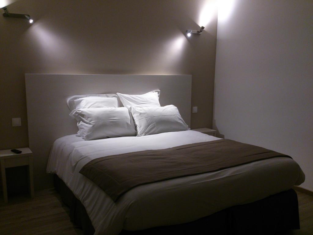 Hotel Les Petits Oreillers Saint-Martin-dʼArdèche Δωμάτιο φωτογραφία
