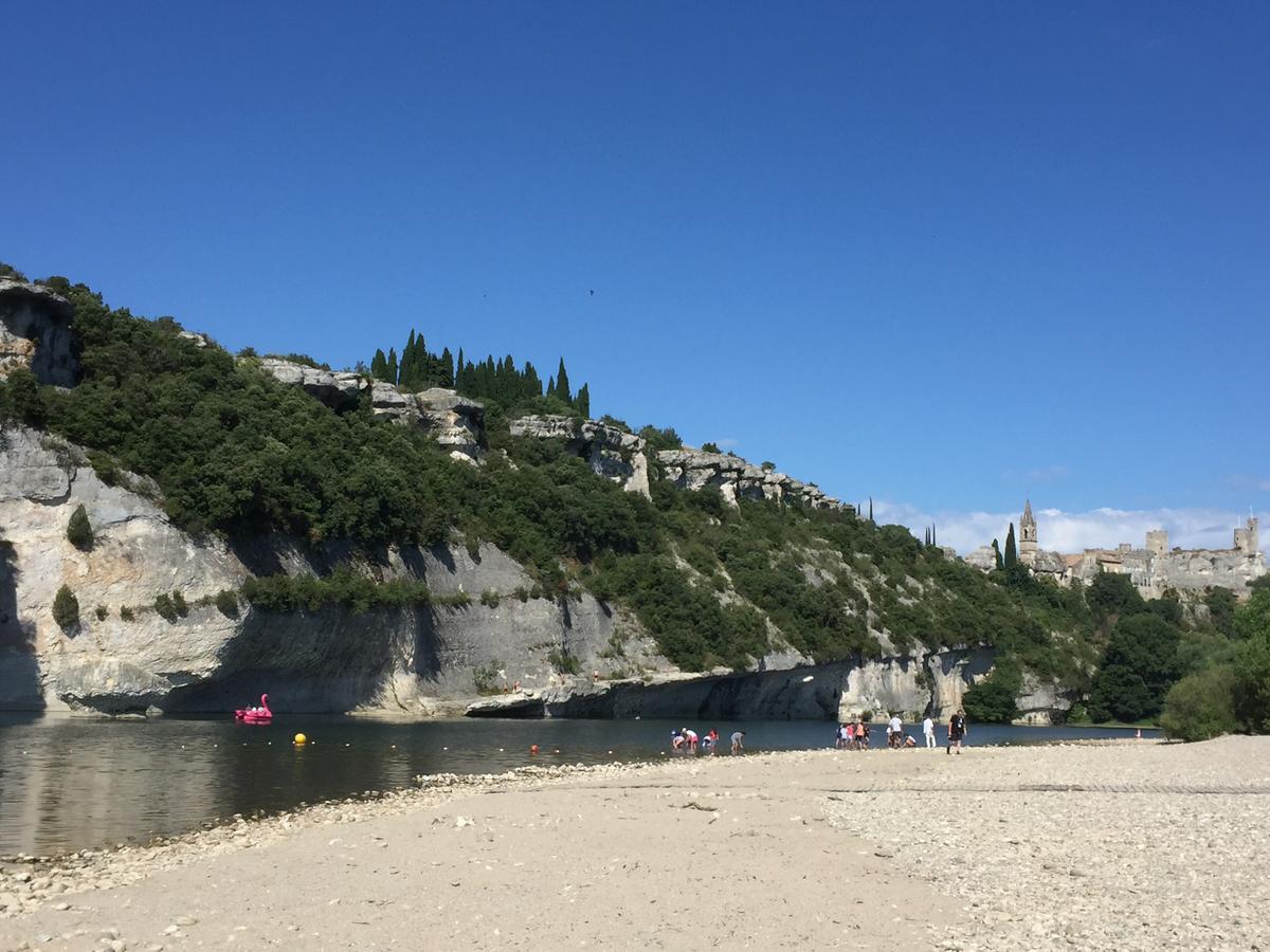 Hotel Les Petits Oreillers Saint-Martin-dʼArdèche Εξωτερικό φωτογραφία